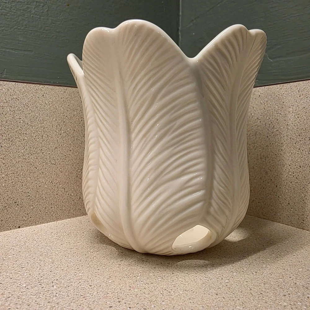 PartyLite Leaf Votive Candle Holder 4.5" Cream Ceramic Botanical Tulip P7264 - Picture 1 of 5